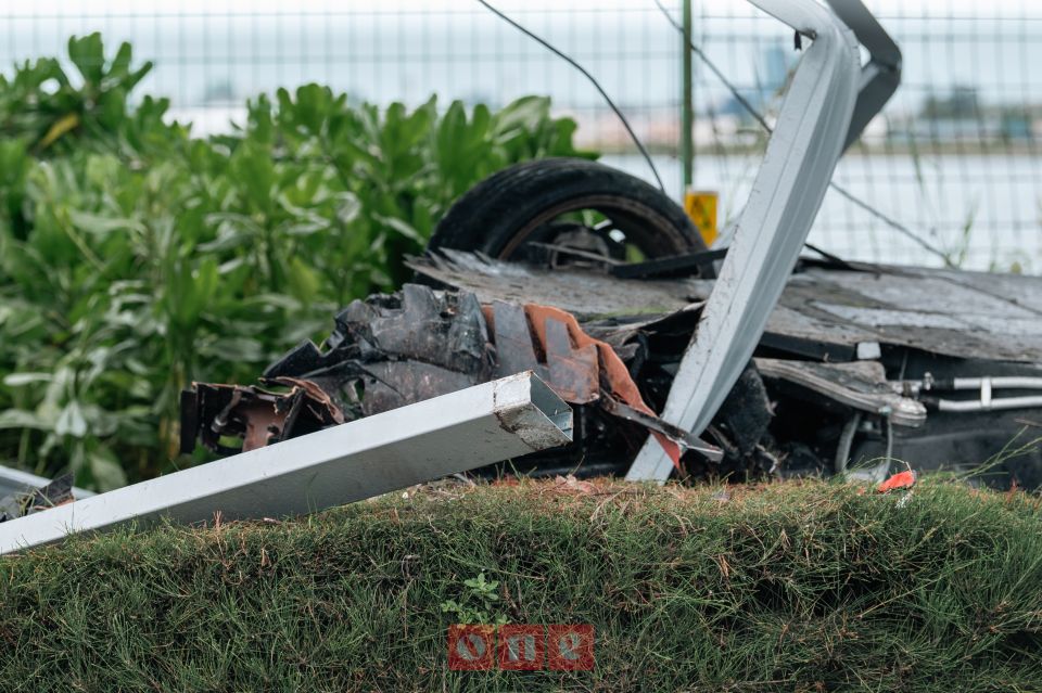 Lamborghini car dhuvvi driver ge license hifahattai, masala thahugeegu kuranee