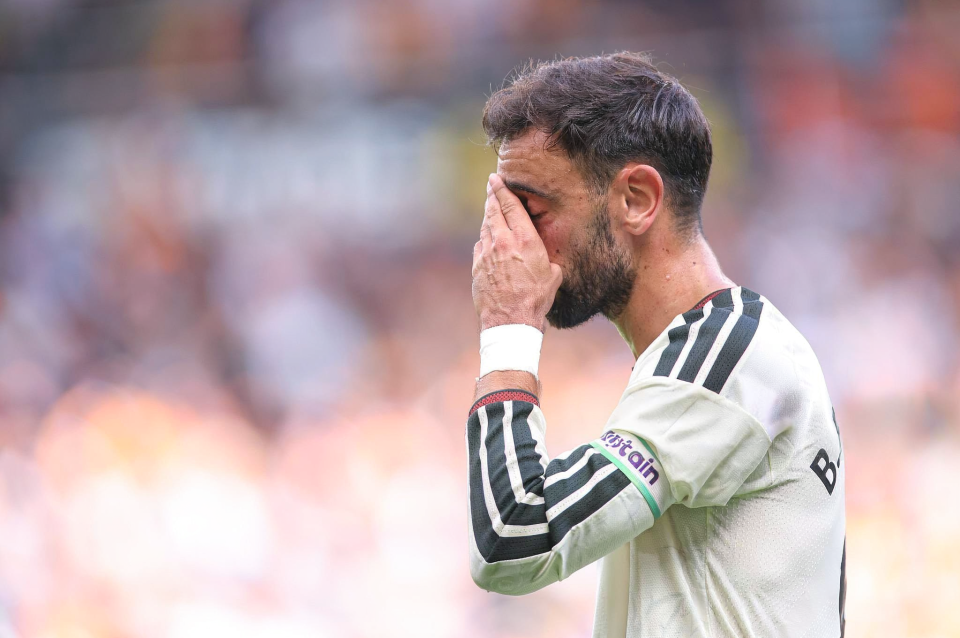 Hull enburi ais United ge feshun haraabukollaifi 