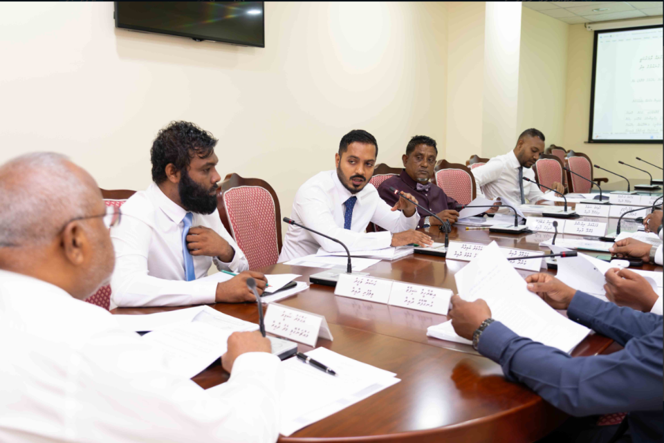 Bill gai neiy maadhdhaaeh islaahu koh mashroou thakah bin negey islaahu committee in faaskoffi