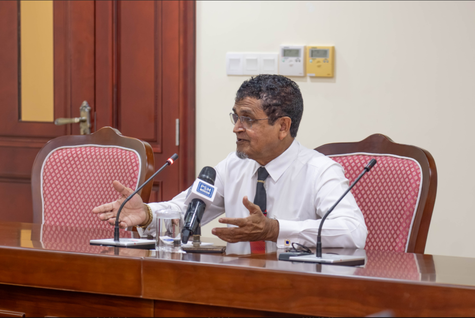 Abdul Azeez Jamaal Aboobakuru commissioner magaamah ayyankuran committee in ruhun dheefi 
