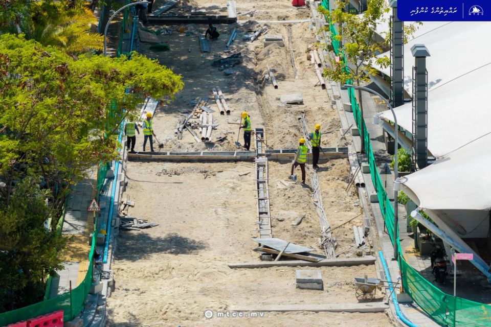 Ameenee maguge segment 1 ge subgrade maraamaathuge 90 percent ninmaifi