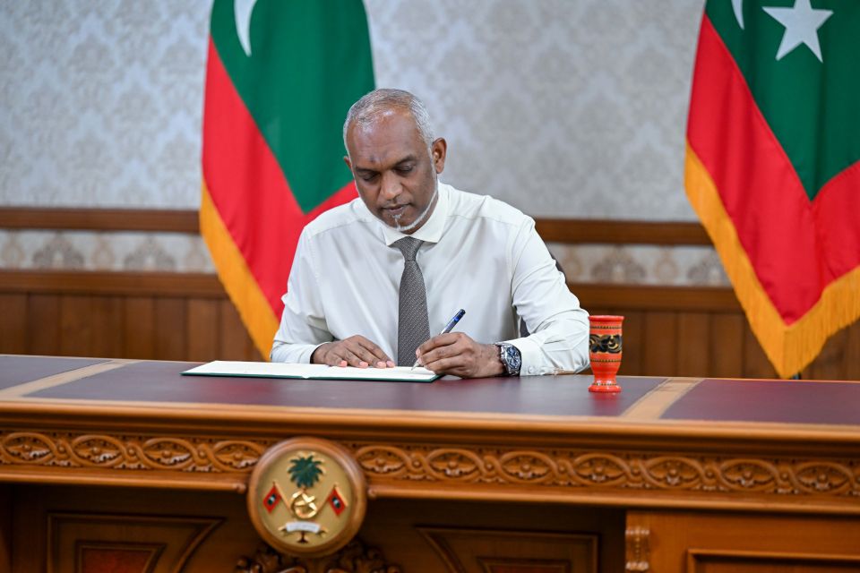 Beyruge contractor innah dhey faisaain nagaa tax 10 percent ah bodu koffi