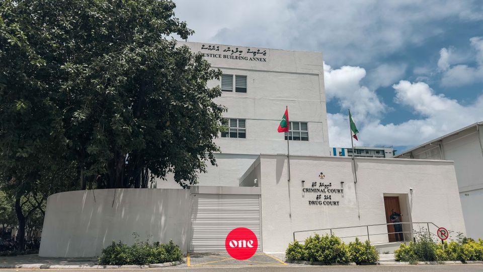 2 thijooreege vakkamaaeku 4 massalaehgai meehaku 55,000 rufiyaa in joorimanaa