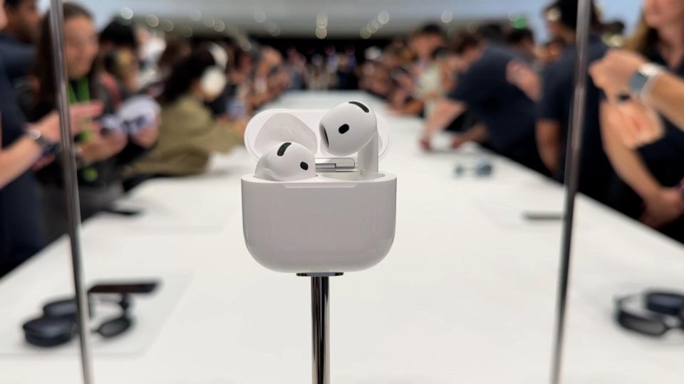 Noise cancellation aai eku Apple in AirPods 5 tha’aaraf kohffi 