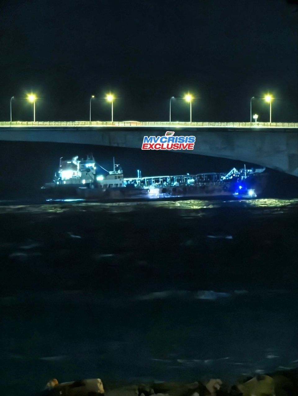 Sinamale bridge ge thanbakah theyo boat eh urijje