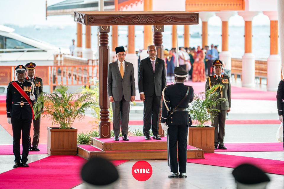 Malaysia in raajje ah 100 million dollar ge loan ehee dheyn ninmaifi 