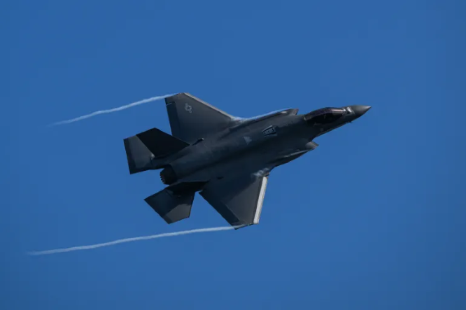 America in Saudi Arabia ah F-35 markaage jet vikkanee