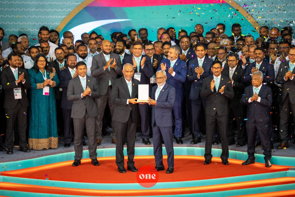 PNC ge riyaasee ticket Raees Muizzu ah aruvaifi