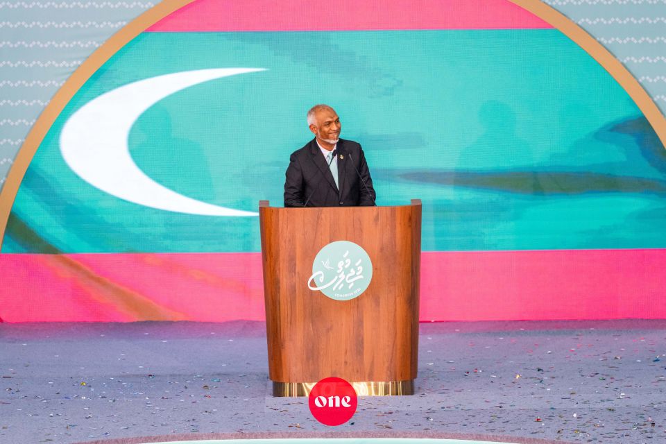 Siyaasee thaaeedhu gellunas gaumah faidhaa huri kankan kuraanan: Raees