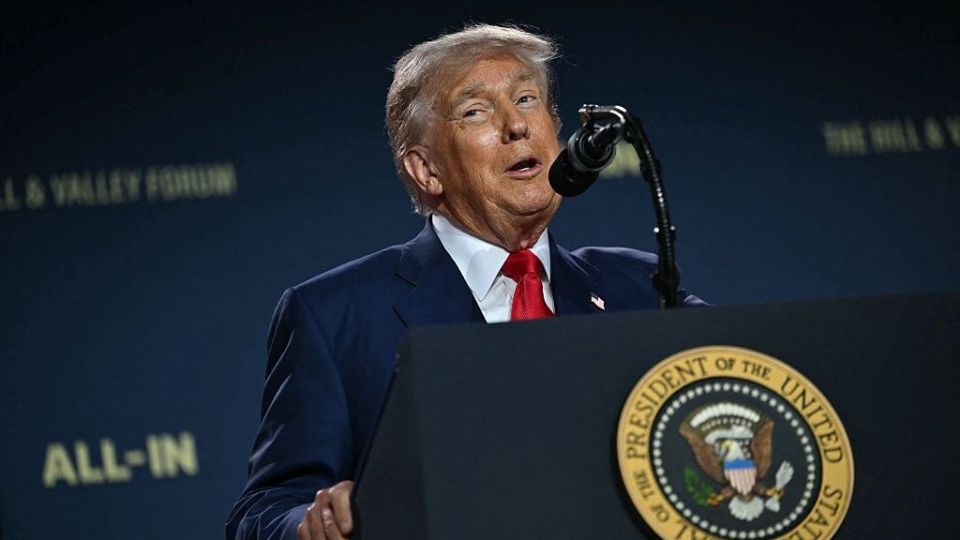 America gai AI Force eh ufaddhavaane kamah Trump iulaan kuravvaifi
