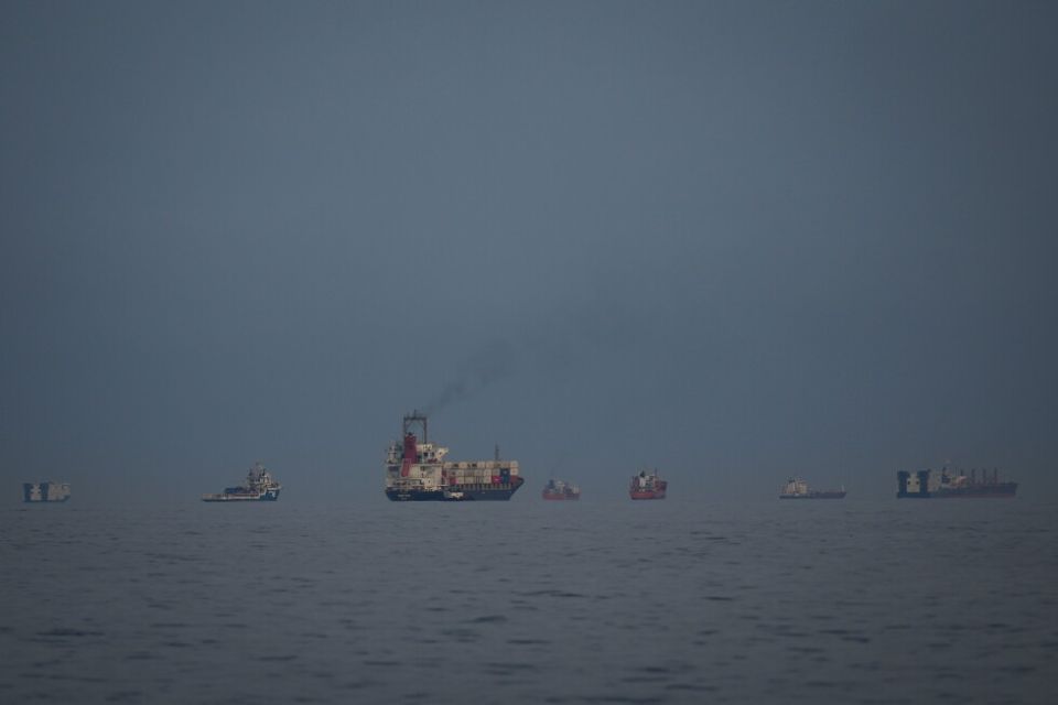 Hormuz kanduolhin dhathuru kuri supertanker akah hamalaa dheefi