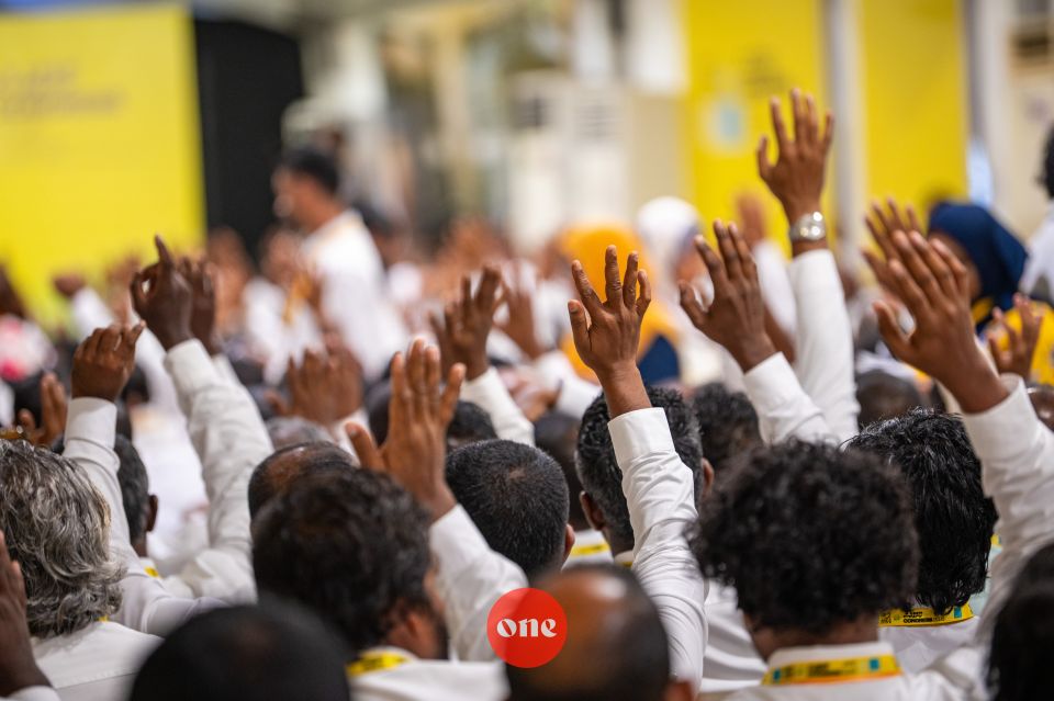 2 majilis baavvaa gothah himanaigen 