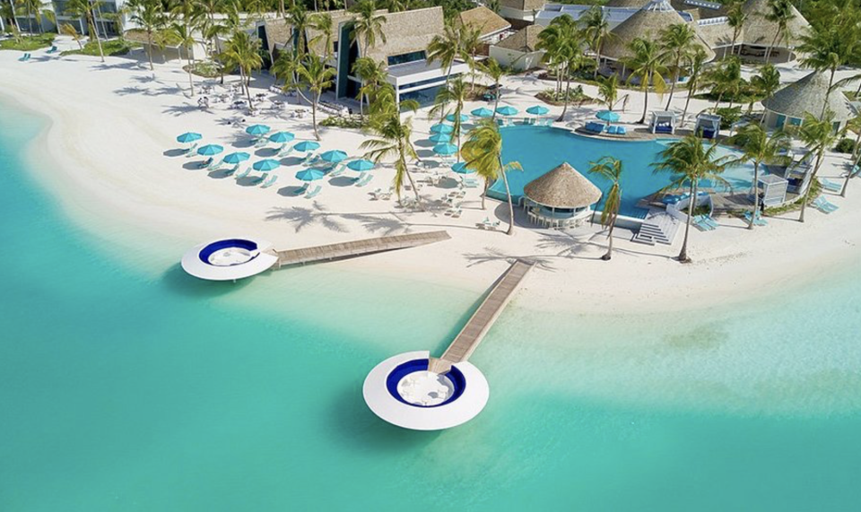 Resort ehgai moodhah eri ulhunu 2 fathuruveriyaku maruvejje 