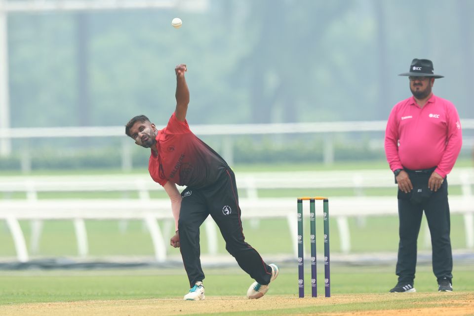 Cricket team ge 2 vana match gai Singapore kairin naakaamiyaabu vejje 