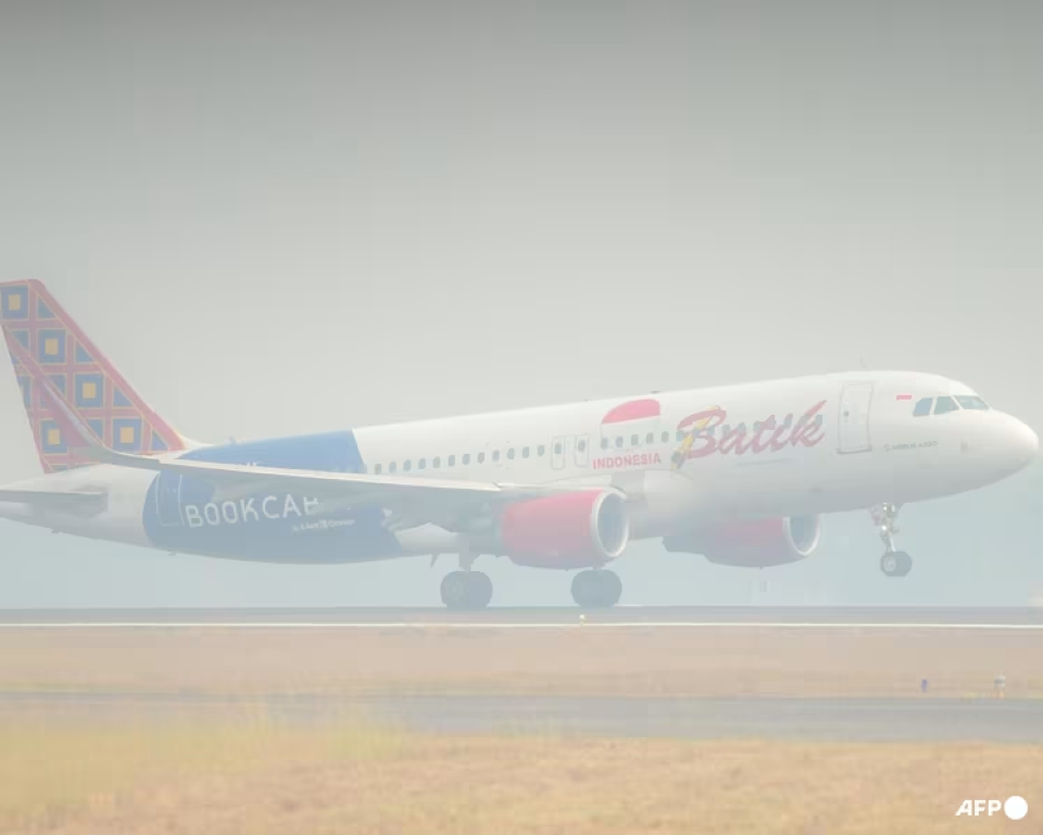 Indonesia drops 2.4 tonnes of dry ice over South Sumatra to tackle haze