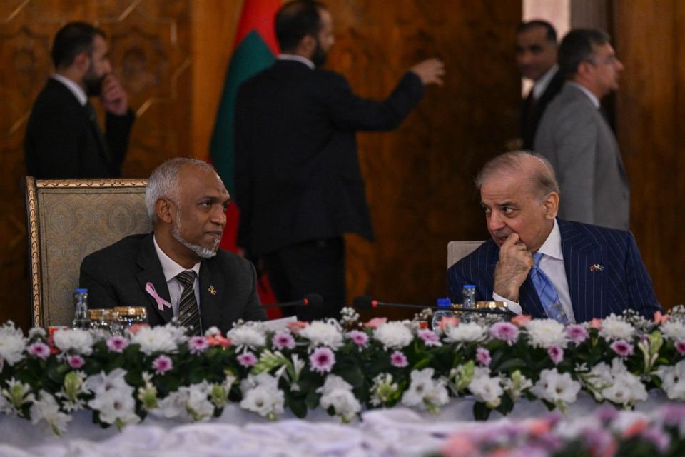 Pakistan ge Raees dhevvi jaafathugai Raees baiverivevadaigenfi