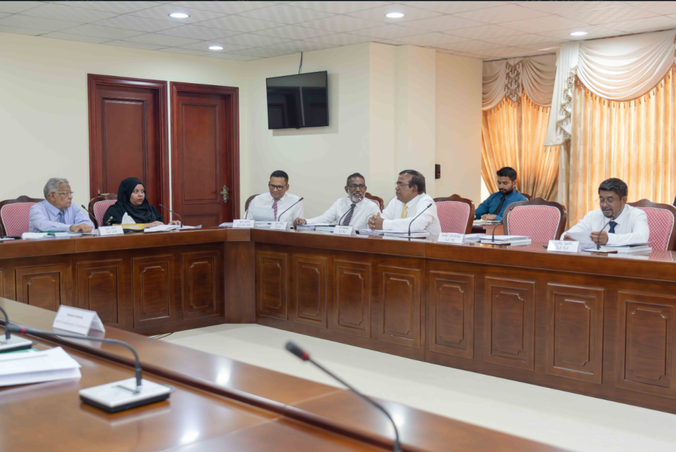 Vagu boat thakuge mahssala: Salaamathee hidhumaiythakuge verin commitee ah haazirukurumah hushahelhumeh 
