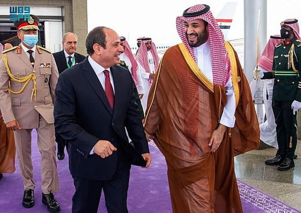 Saudi dhifaau kurumuge huddha Misru ge Parliament un dheefi