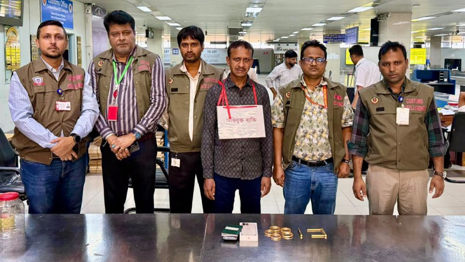 Raajje in Bangladesh ah dhiya 2 meehehge hashigandun 5 million rufiyaa ge ran athulaigenfi