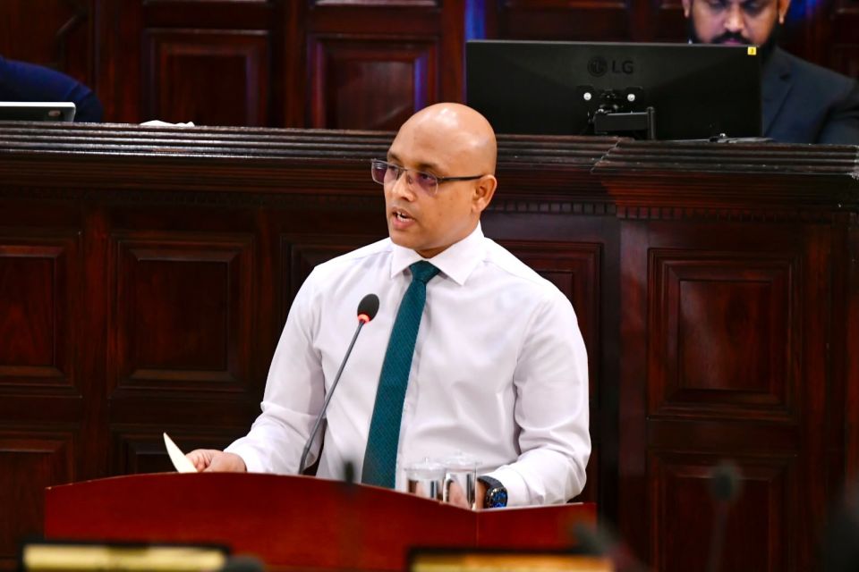 GDP ge nisbathun anna aharu dhaulathuge dharani hunnaanee 117 percent gai: Zareer
