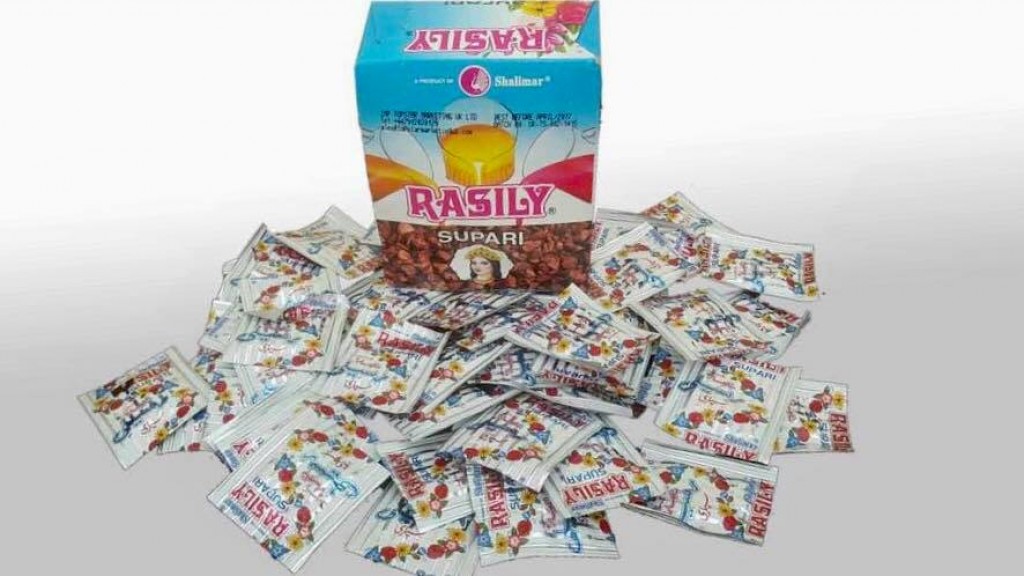 Supari packed in plastic along with 9 other types of plastic to be banned from import next year