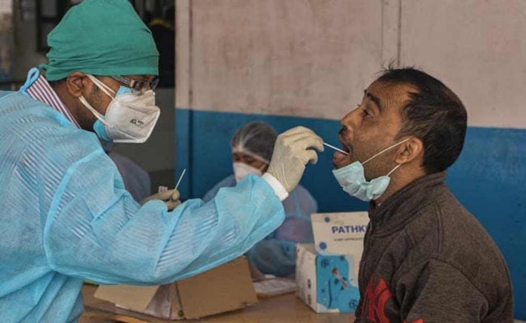 India gai 1 dhuvas therey 797 meehaku covid ah positive vejje