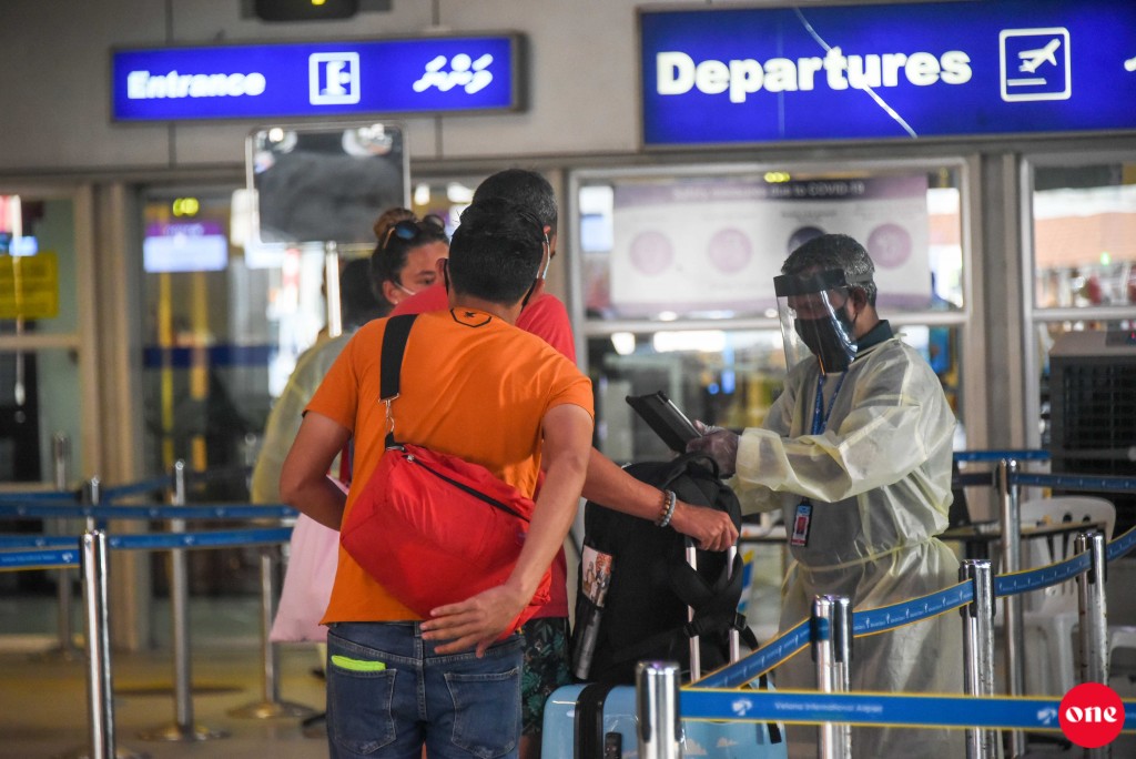 BREAKING: Velana Airport ge cargo department inn positive vi muvazzafunge adhadhu 22 ah