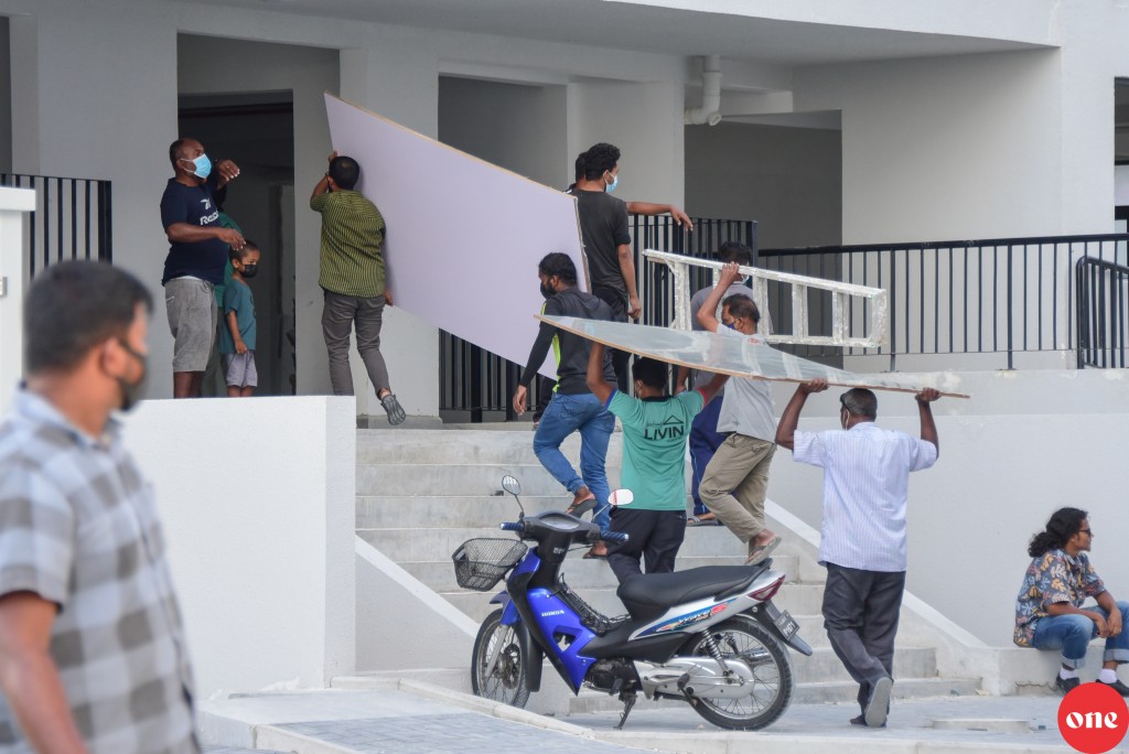 Hiyaa mashrou inn havaalu nukurevi huree madhu flat eh, dhookolli flat thah list tharutheebun dheyn visnanee