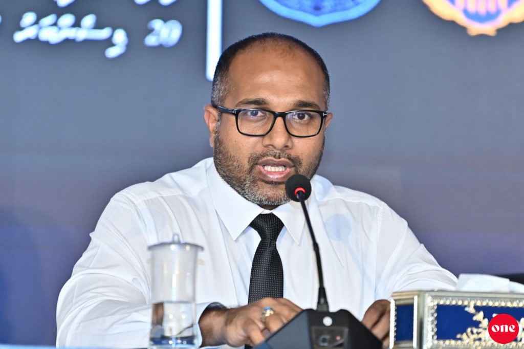 Anas ge marah insaafu nulibumun muassasaathakah aanmun kuraa ithubaaru kudavegen dhaane: Home Ministry