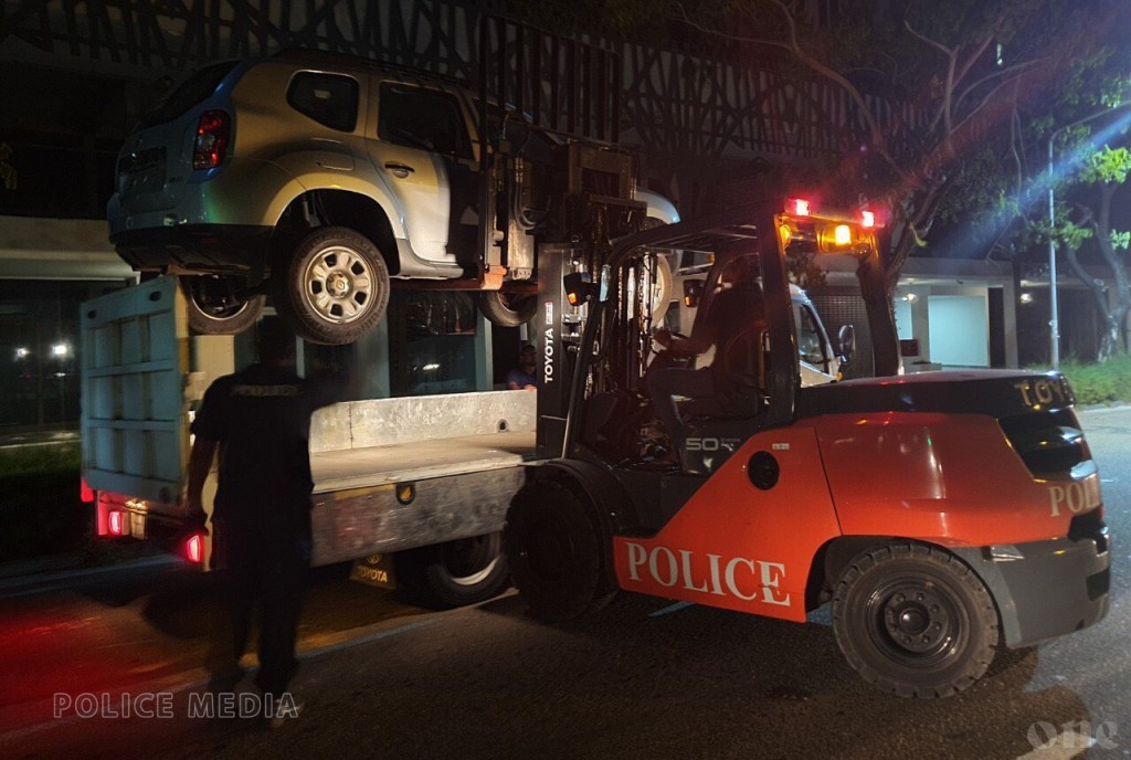 Police tows vehicle with alleged Indian number plate