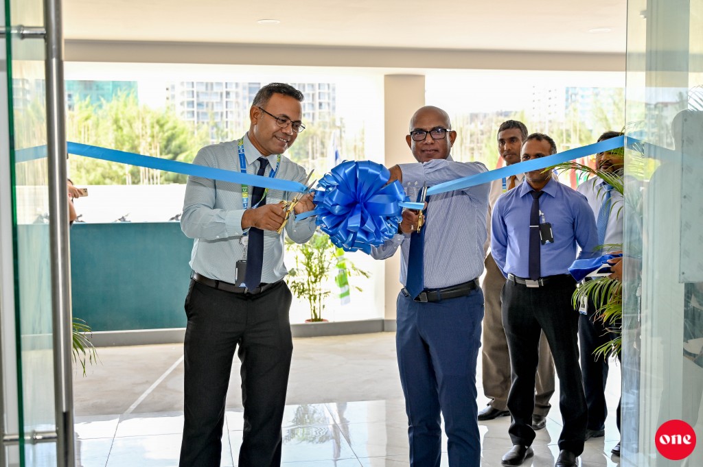 One photo : MWSC ge Malas residence hulhuvumuge rasmiyyathu