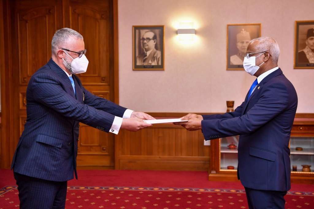 Three newly appointed ambassadors present their credentials to President