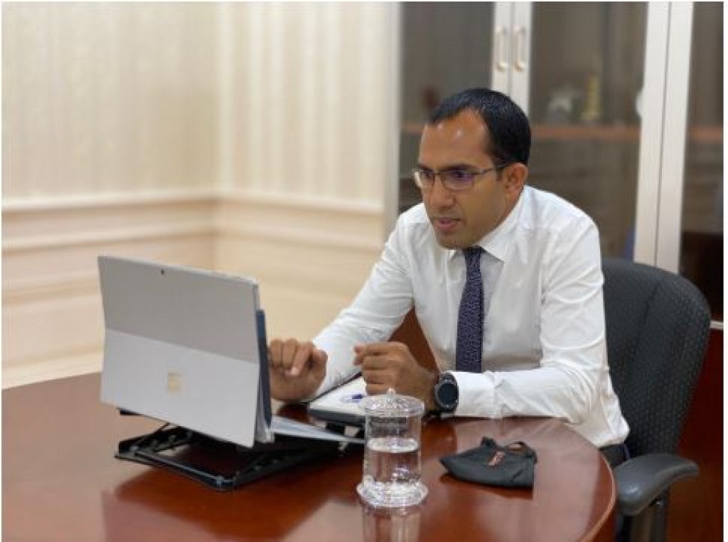 Raajje ah ithuru submarine cable genaumuge masahkkai kuramun anna kamah Minister Maleeh vidhaalhuvehjje