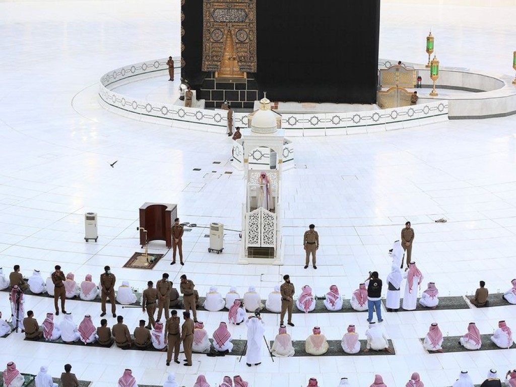 7 mas fahun umra ah Saudi hulhuvaalaifi