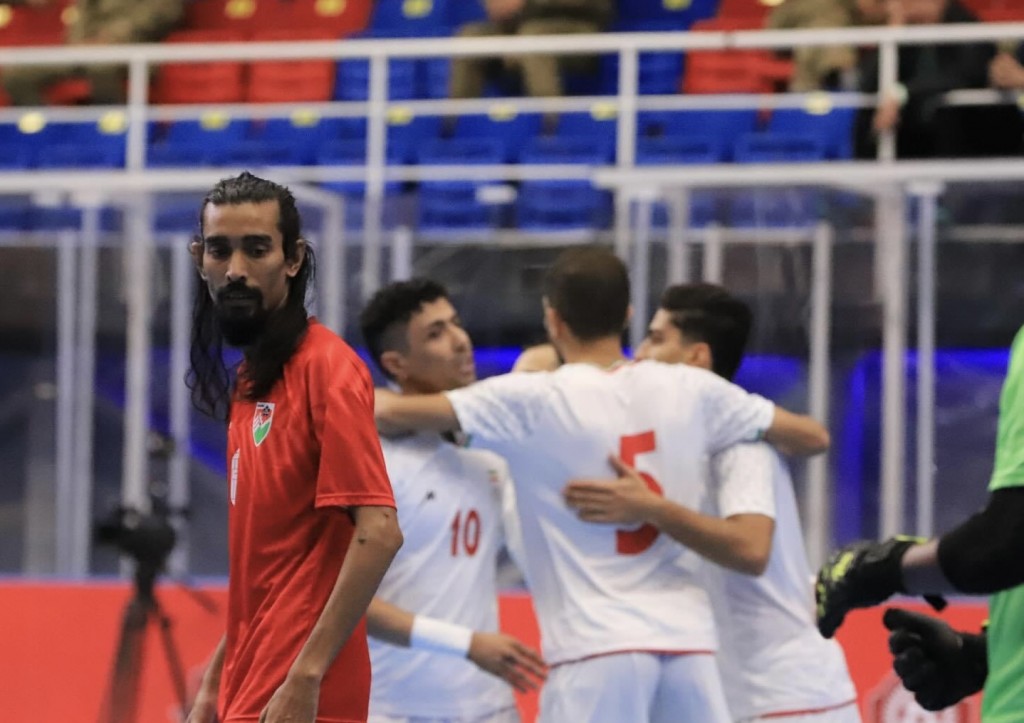 Dhuniyey ge ranking ge 6 vanaigai oiy Iran kairin Raajje balivejje