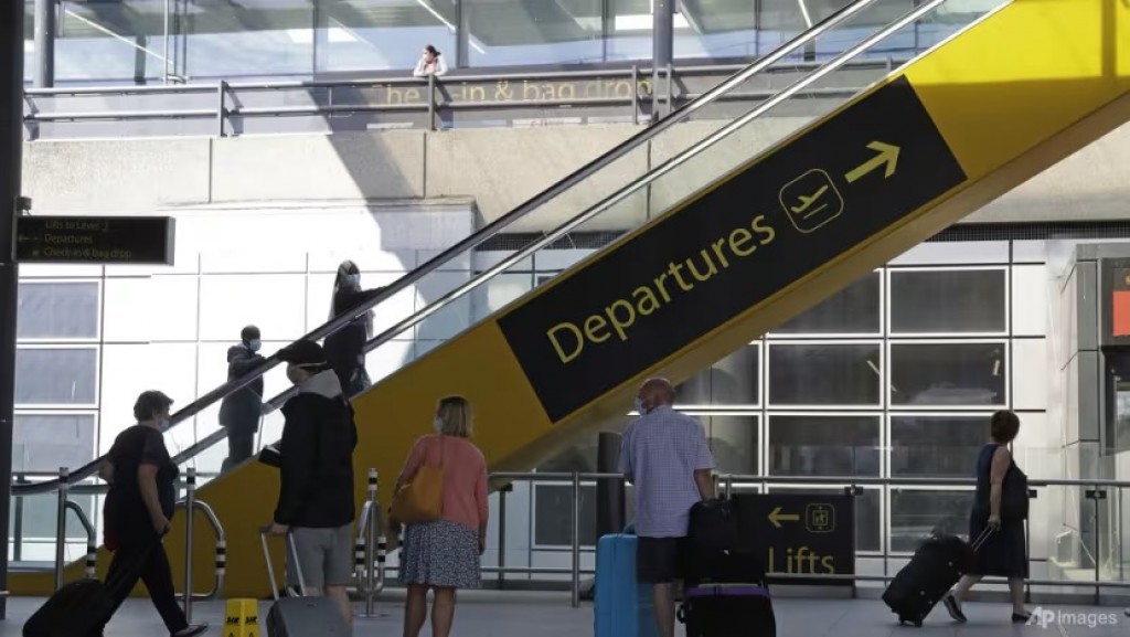 Bomb Squad deployed to Gatwick Airport after security incident