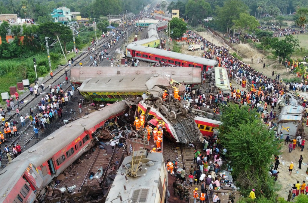 India ends rescue work as focus turns to cause of worst crash in decades
