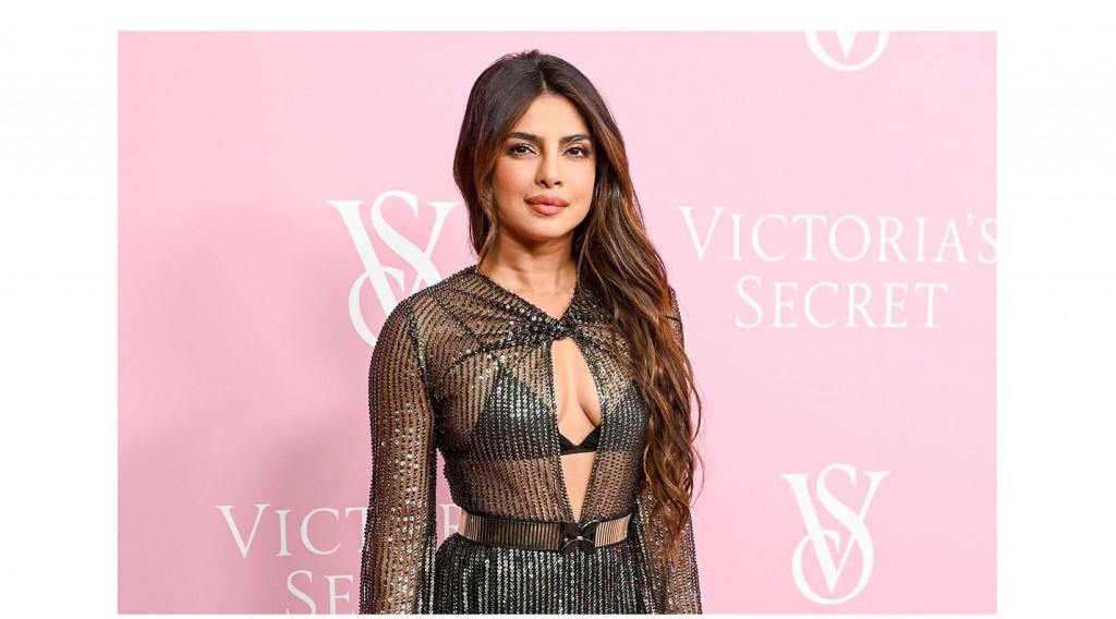 Priyanka Max Factor aaeku India gai beauty line eh nerenee