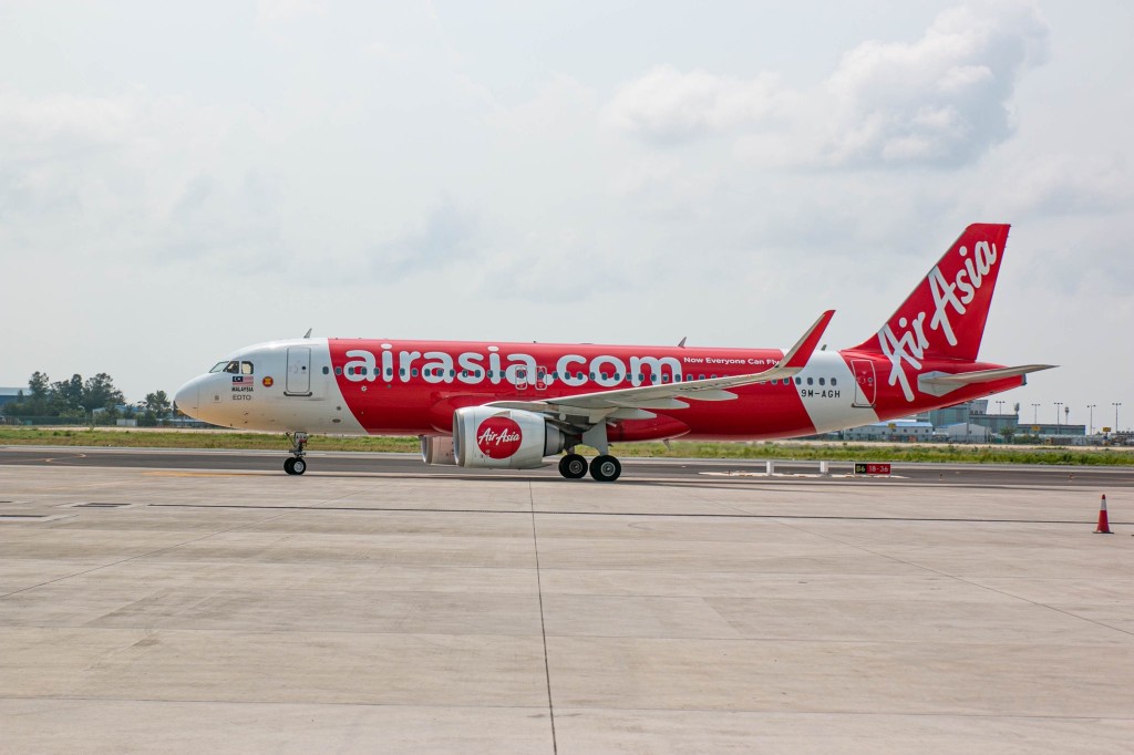 Air Asia commences flights to Maldives