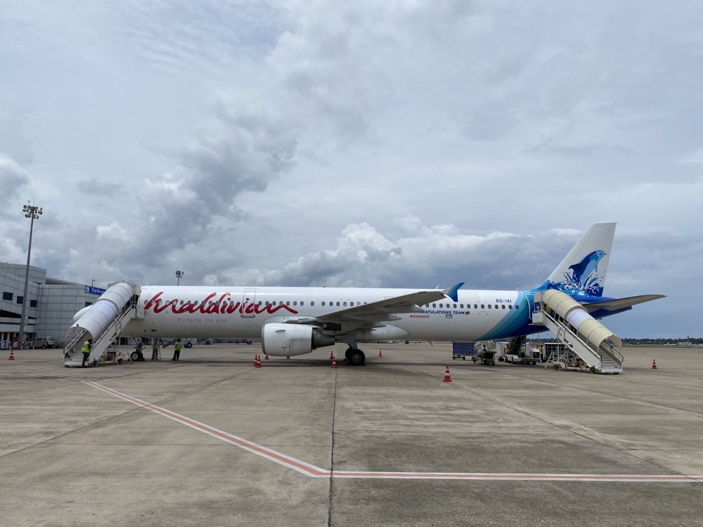 Demand boduve, mi mahuge 8gai Maldivian ge Airbus ge dhathureh Addu ah