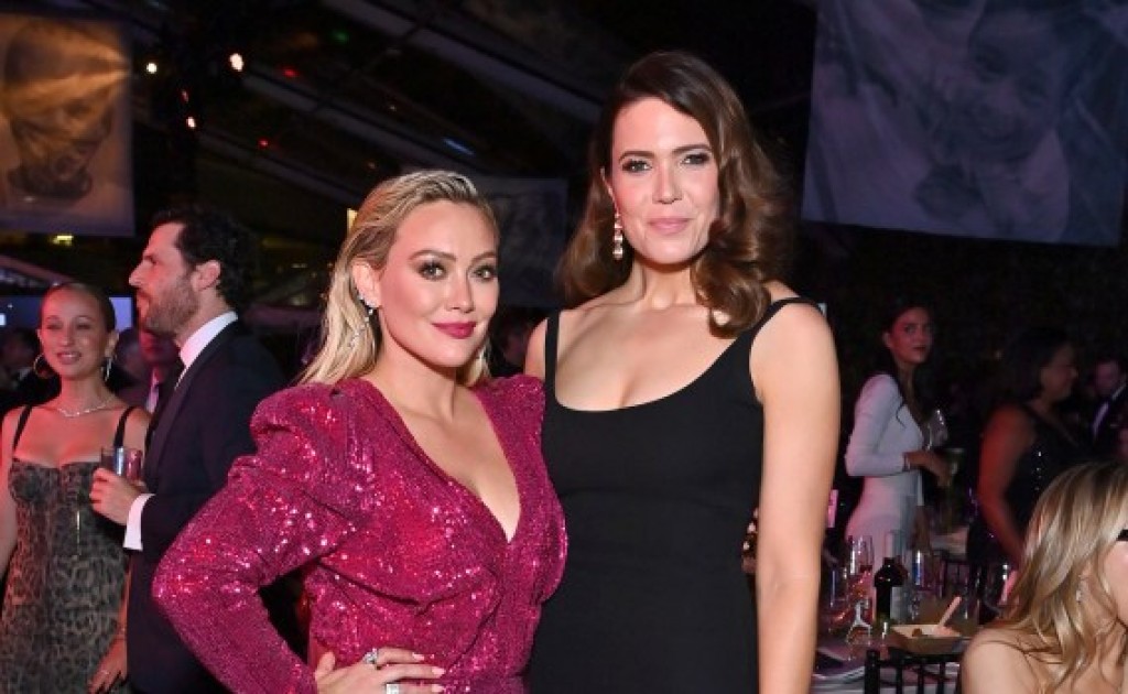 Loa Angeles alifaanuge haadhisaa: Mandy ge aailaa Hilary ge geyah
