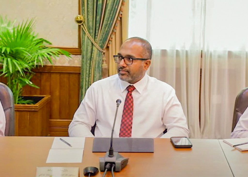 Fingerprint dhimaavaa varah expat system upgrade kuranee, faisaa dhakkanee 50 percent bidheyseen!