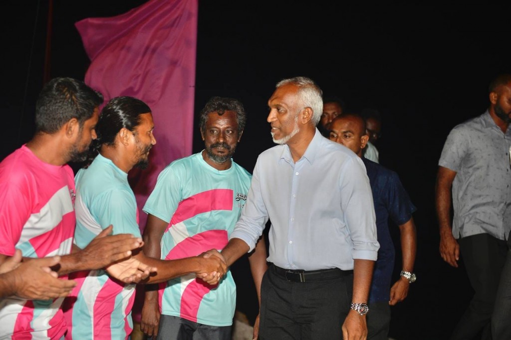 Dhigurashugai convention center akaai bainalaguvaamee research center eh hadhaidheyn Muizzu vaudhuvejje