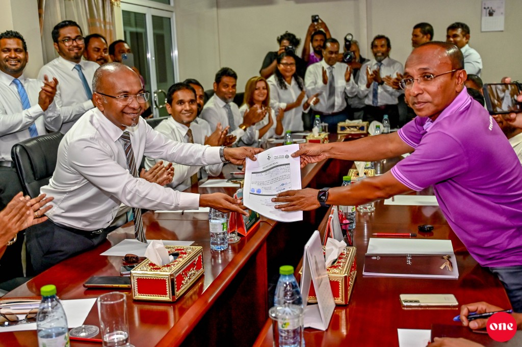 Democrates ge Registry miadhu havaalu kuraanan: Fuad