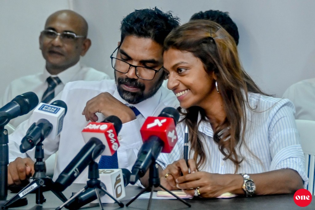 Vakivi 12 members ge ehbaarulumeh mihaathanah ves nulibey, ithurah libeyne gellumeh nei: Fayyaz