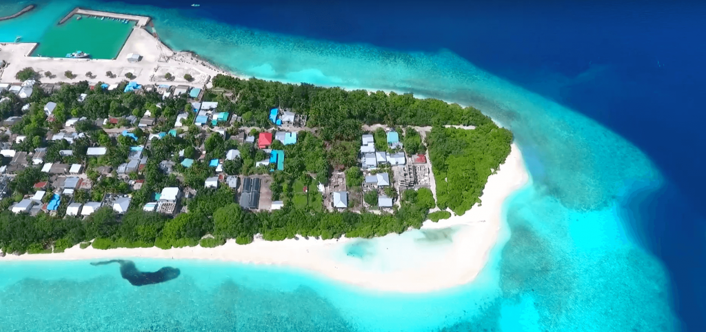 Ukulhahugai hin'gi accident ehgai 17 aharuge kujjakah aniyaave faruvaa dhenee, haalu serious