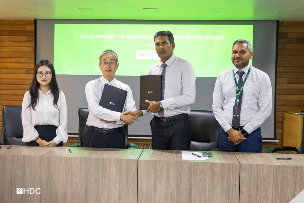 Hulhumale' gai warehousing complex eh imaaraaiykuran China kunfunyakah
