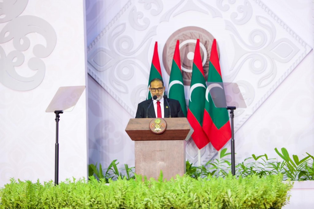 Raajjeyge minivan kamuge ramzakee sarukaarun gaumuthakaa eku baahvaa sulhaveri gulhun: Imran