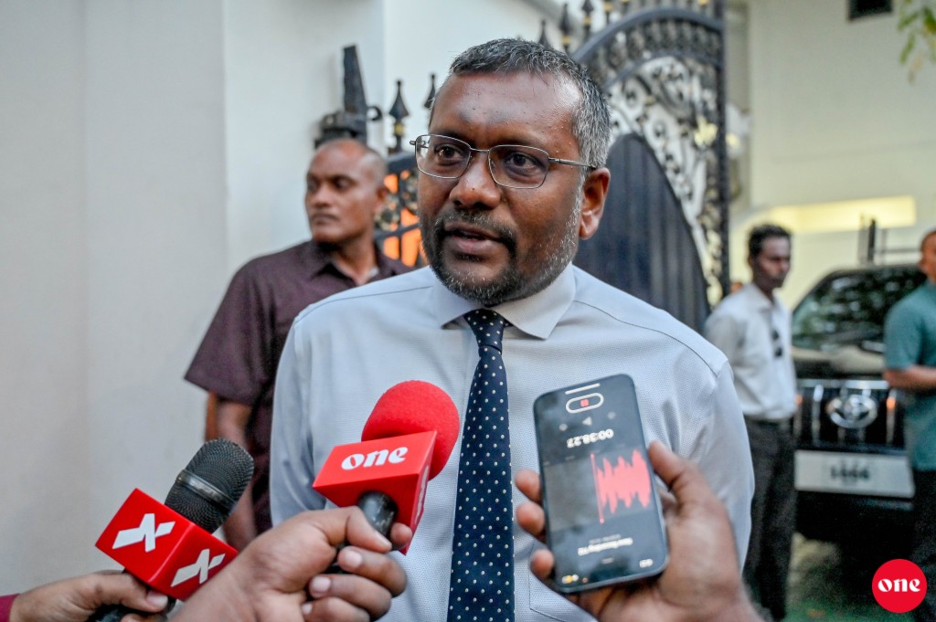 Nasheed ge thaaeedhaa nulai ves Raees Solih ehburun inthihaabu kaamiyaabu kuraane: Fayyaz