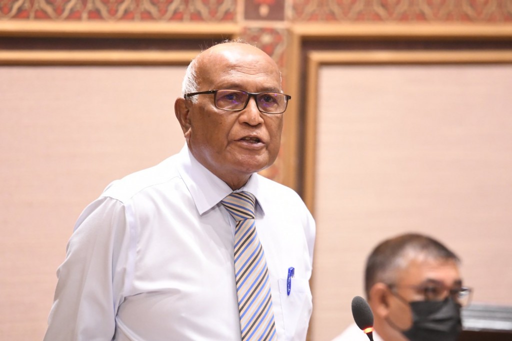 Baeh tertiary hospital thakaai 50 endhuge hospital thah dhevana quarter gai Tender kureveyne: Minister
